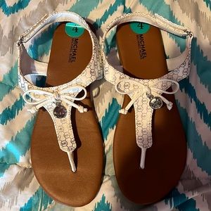 Girls Sz 4 Michael Kors white and silver sandals
